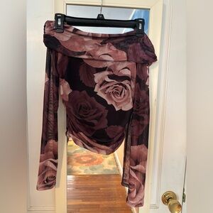 Women’s Off-Shoulder Rose Print Blouse in Mauve